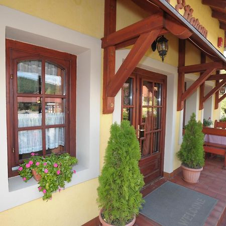 Forras Fogado Bed & Breakfast Bukkszek Exterior photo